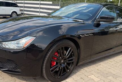 Maserati Ghibli 125.000 km 27.900 &euro; Berlin 13581