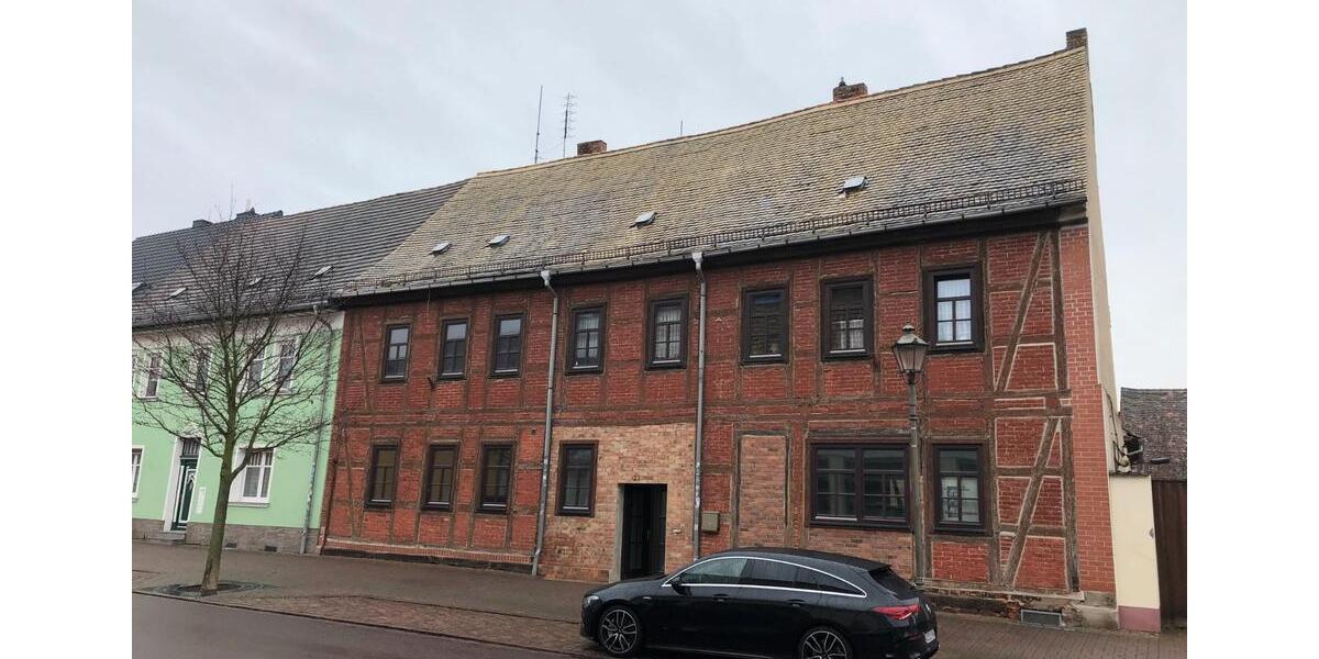 Reihenhaus Berlin Friedrichshain-Kreuzberg - 11 Zimmer, 240 m&sup2;, 175.000&euro; | Angebot:26093681