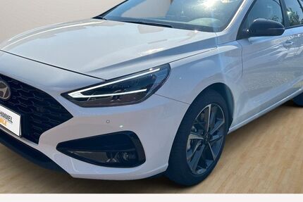 Hyundai i30 4.579 km 25.425 &euro; Berlin - Spandau 13599