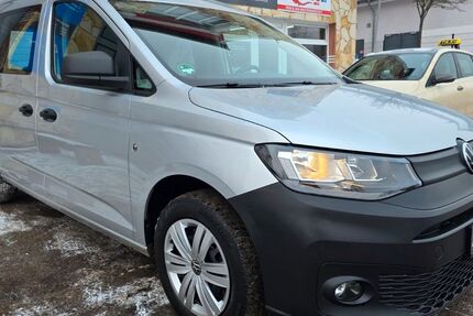 VW Caddy 99.331 km 17.950 &euro; Berlin 12059