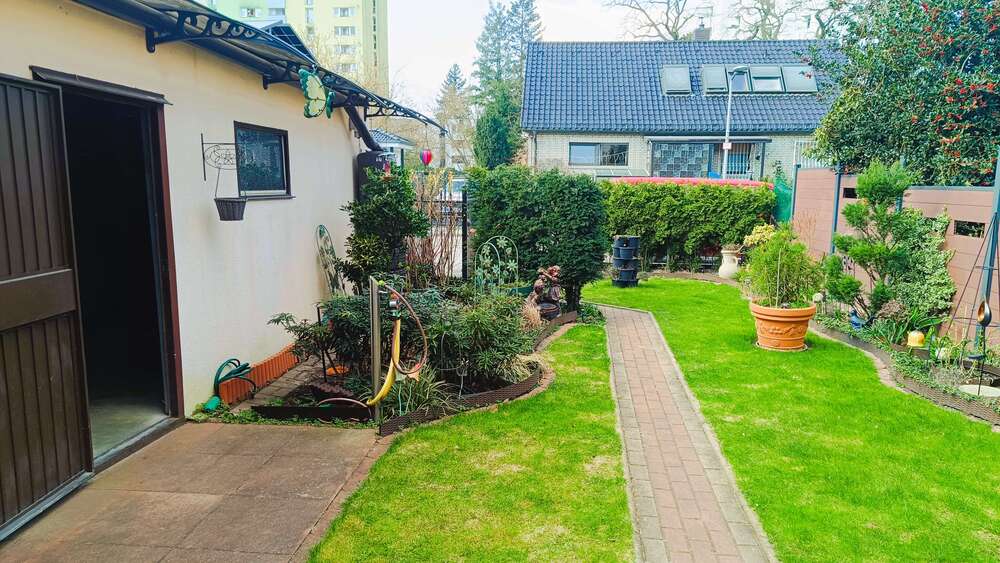 Einfamilienhaus Berlin Spandau - 6 Zimmer, 135 m&sup2;, 500.000&euro; | Angebot:26015138