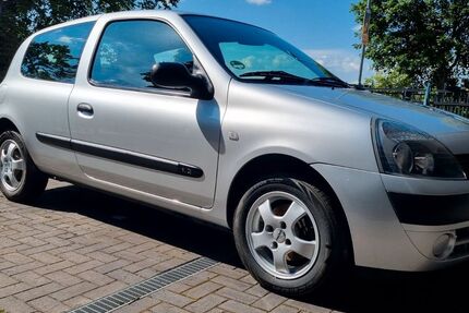 Renault Clio 44.500 km 4.000 &euro; Bernau 16321