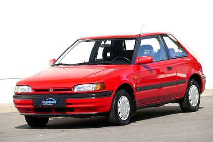Mazda 323