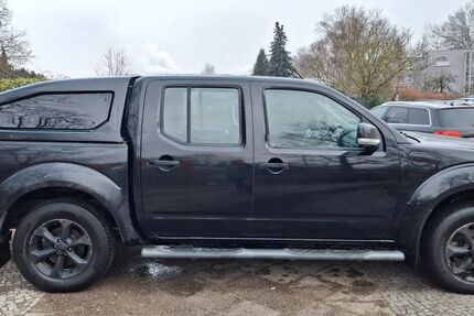 Nissan Navara 245.000 km 7.500 &euro; Berlin 10787