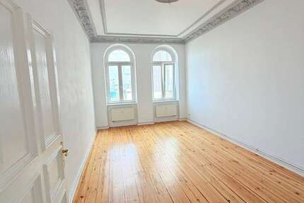 Wohnung Berlin Mitte - 4 Zimmer, 135 m&sup2;, 2.422&euro; | Angebot:27334256