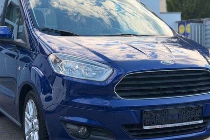 Ford Tourneo Courier 141.194 km 6.300 &euro; Berlin 12351