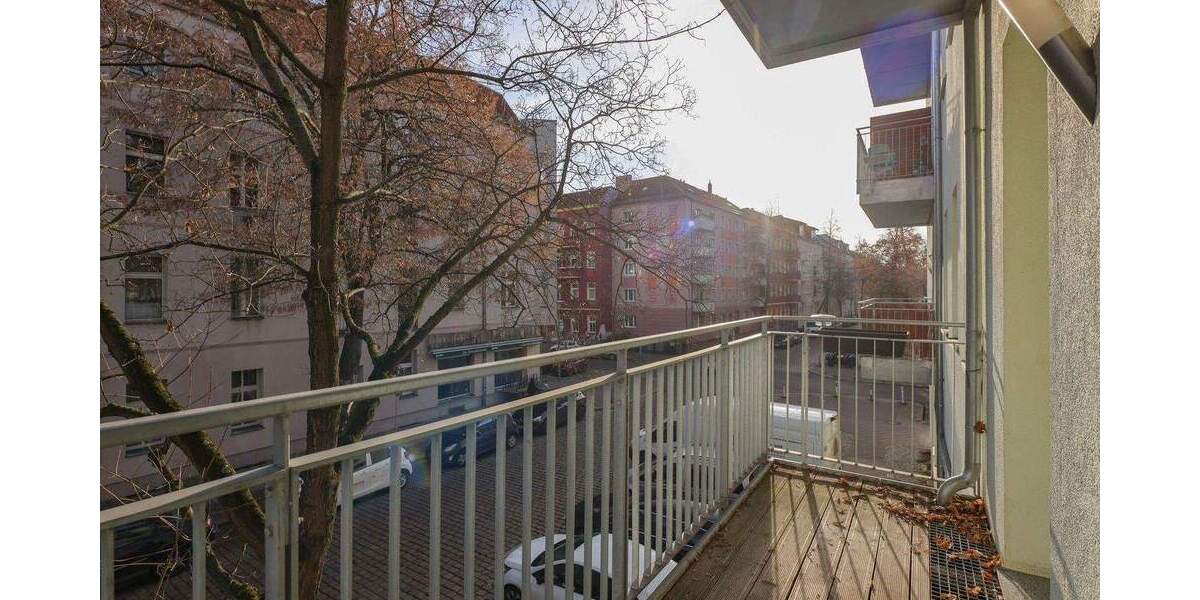 Provisionsfrei: Ruhige Altbau-3-Zimmer-Wohnung mit Wohnküche & Top-Anbindung - Berlin-Lichtenberg 3 zimmer