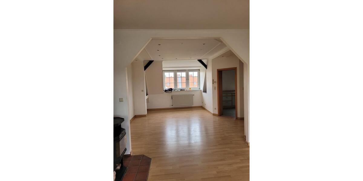 Dachgeschoßwohnung Berlin Charlottenburg-Wilmersdorf - 3 Zimmer, 102 m&sup2;, 1.428&euro; | Angebot:26151862