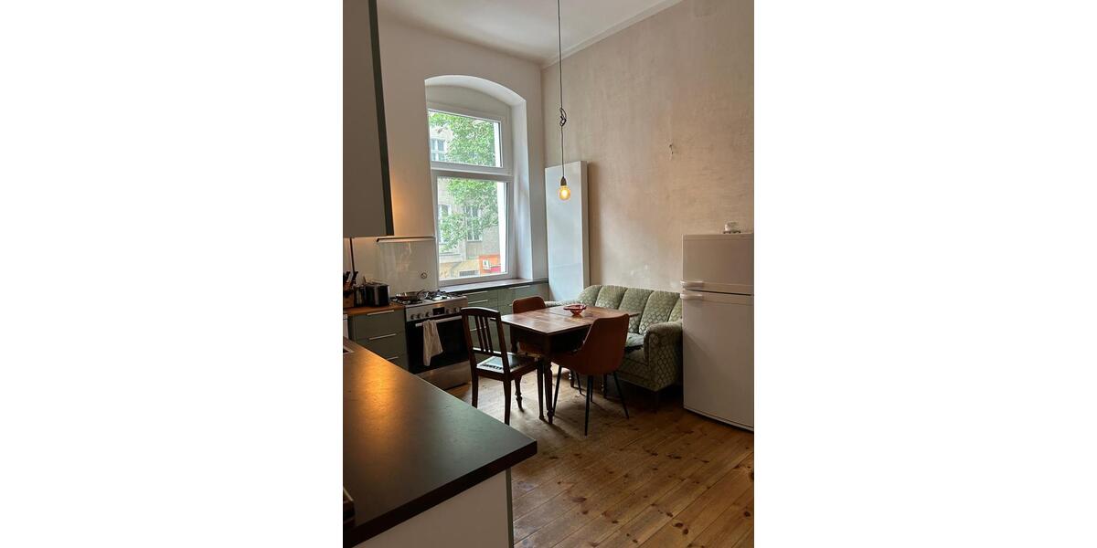 Etagenwohnung Berlin Neukölln - 3 Zimmer, 100 m&sup2;, 1.950&euro; | Angebot:24731017