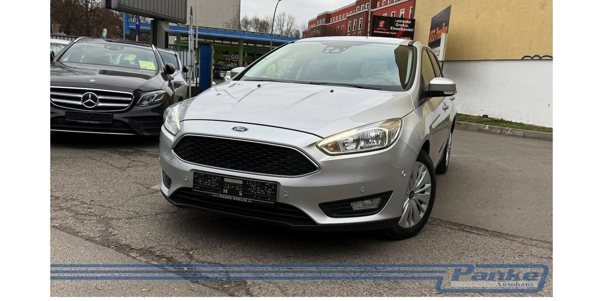 Ford Focus 1.0 EcoBoost Business*NAV*RFK*SHZ*Carplay* 111.786 km 7.480 &euro; Berlin 13187