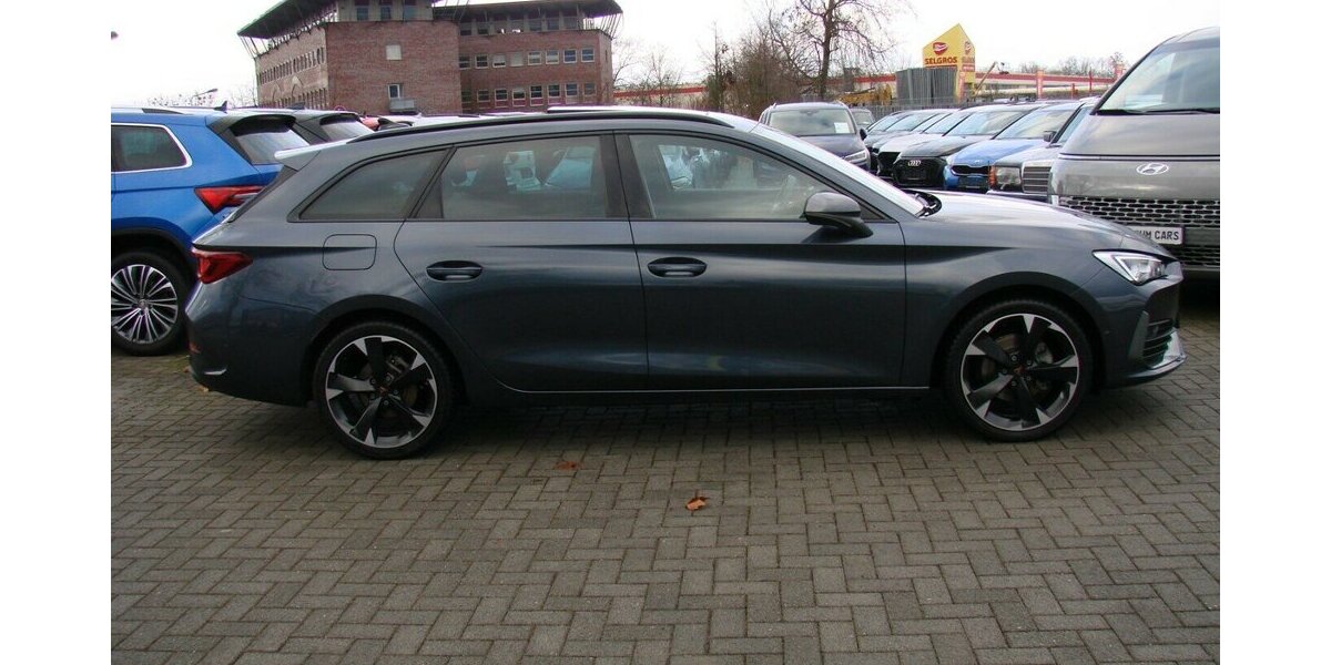 Cupra Leon ST eTSi ACC Panorama Vision Plus LED Beats 5.999 km 27.980 &euro; Falkensee 14612