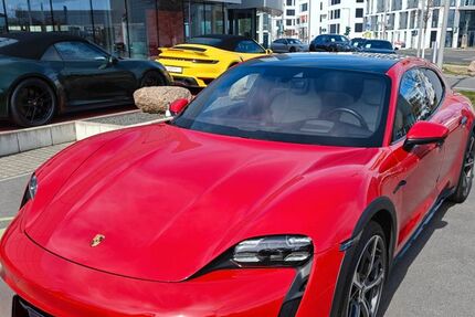 Porsche Taycan 85.951 km 65.500 &euro; Potsdam 14482