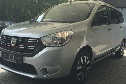 Dacia Lodgy 65.383 km 13.980 &euro; Berlin 10315