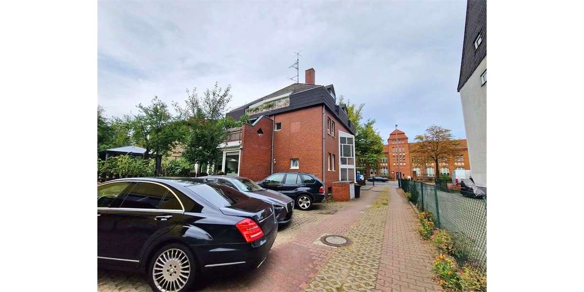 Einfamilienhaus Berlin Reinickendorf - 9 Zimmer, 248 m&sup2;, 1.250.000&euro; | Angebot:25644713