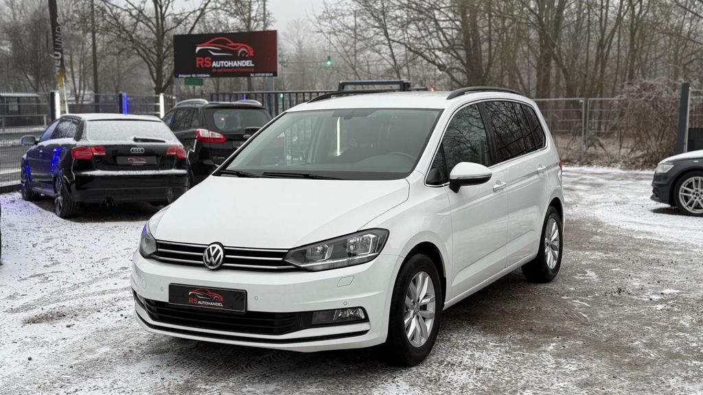 VW Touran 174.000 km 15.950 &euro; Berlin 13158