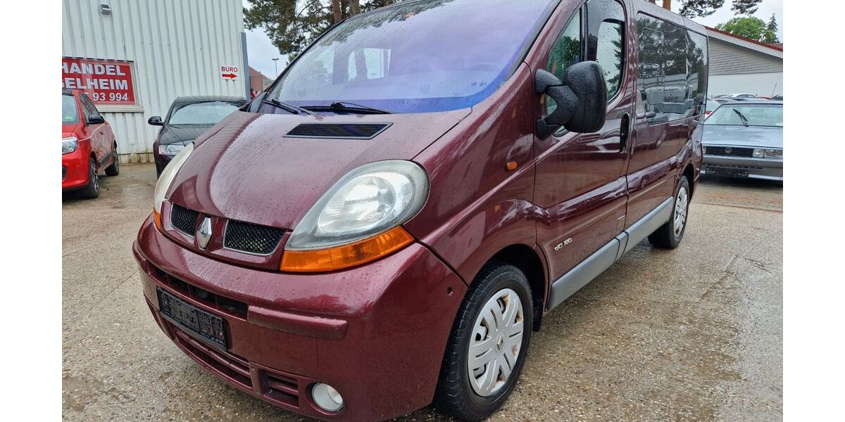 Renault Trafic 284.754 km 6.666 &euro; Berlin 12559