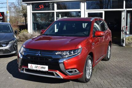 Mitsubishi Plug-in Hybrid Outlander 34.514 km 23.990 &euro; Berlin 12683