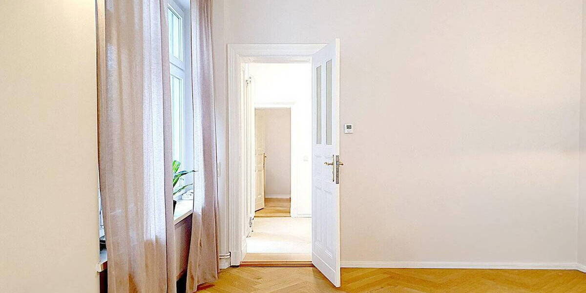 Etagenwohnung Berlin Charlottenburg - 3 Zimmer, 104 m&sup2;, 2.750&euro; | Angebot:26604658