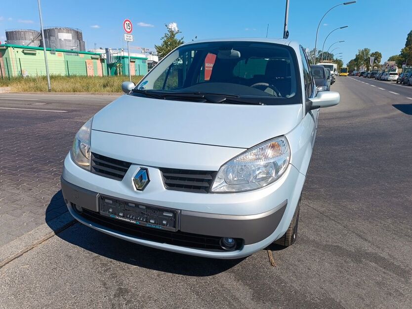 Renault Scenic 109.000 km 1.999 € Berlin 13597