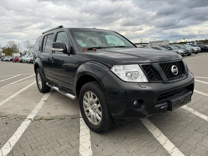 Nissan Pathfinder 380.000 km 6.990 € Mittenwalde 15749