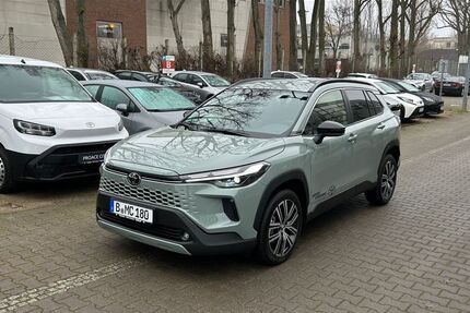 Toyota Corolla Cross 1.001 km 42.940 &euro; Berlin 13403