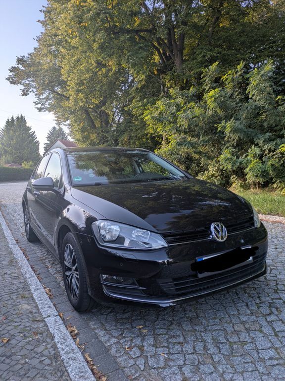VW Golf 92.000 km 11.800 € Erkner 15537