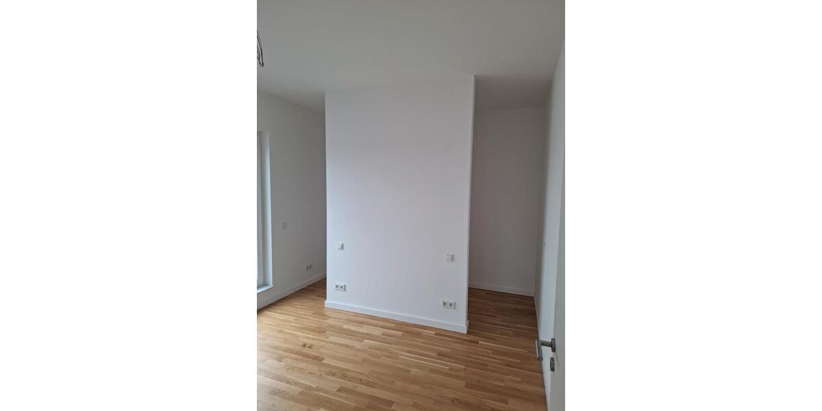 Etagenwohnung Berlin Treptow-Köpenick - 2 Zimmer, 82 m&sup2;, 1.480&euro; | Angebot:27717957