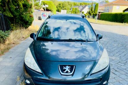 Peugeot 207 192.000 km 590 &euro; Berlin 12526