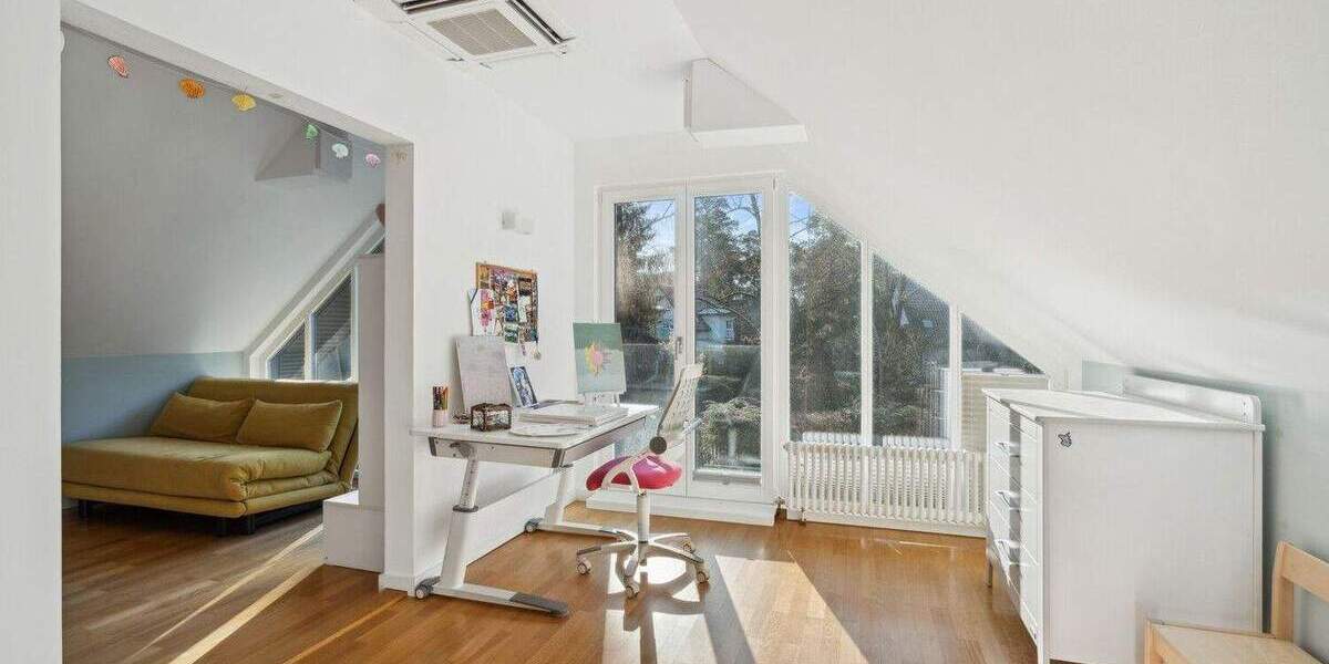 Einfamilienhaus Berlin Nikolassee - 6 Zimmer, 241 m&sup2;, 2.150.000&euro; | Angebot:25781611