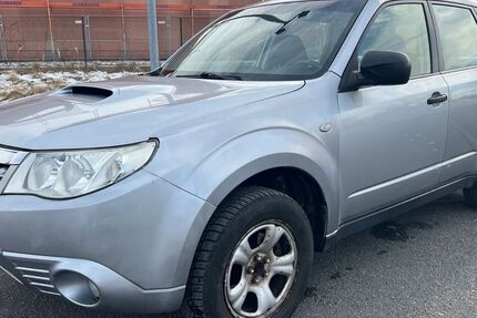 Subaru Forester 271.000 km 2.222 &euro; Berlin 12057