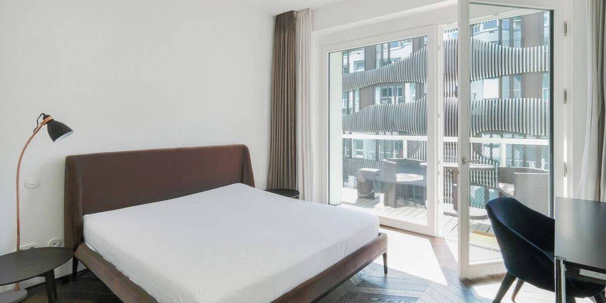 Etagenwohnung Berlin Mitte - 2 Zimmer, 81 m&sup2;, 995.000&euro; | Angebot:26674721