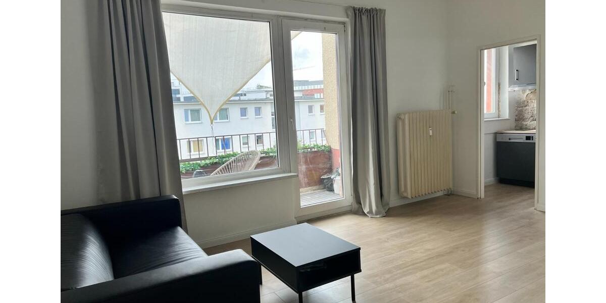 Dachgeschoßwohnung Berlin Charlottenburg-Wilmersdorf - 1 Zimmer, 37 m&sup2;, 889&euro; | Angebot:25963426