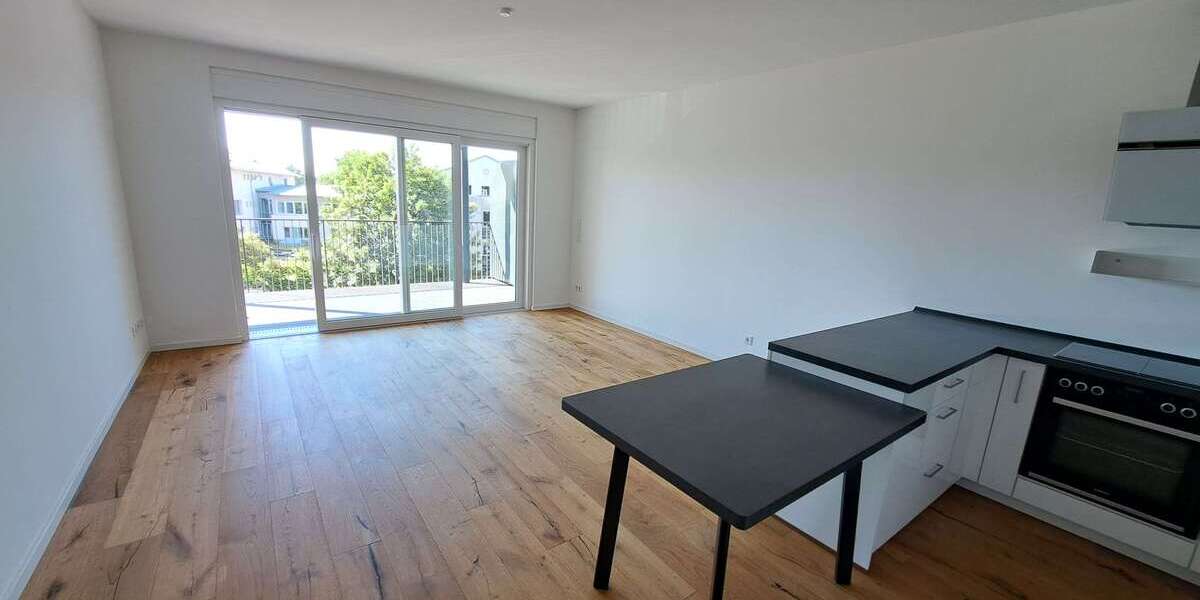 Etagenwohnung Königs Wusterhausen - 2 Zimmer, 76 m&sup2;, 1.213&euro; | Angebot:27299691
