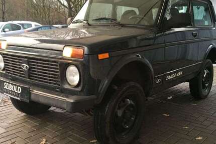 Lada Niva 95.907 km 2.980 &euro; Berlin 10315