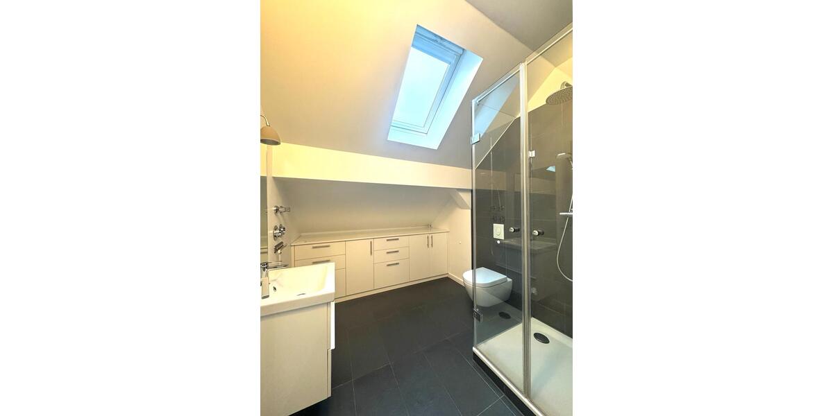 Dachgeschoßwohnung Berlin Mitte - 3 Zimmer, 92 m&sup2;, 590.000&euro; | Angebot:25962421