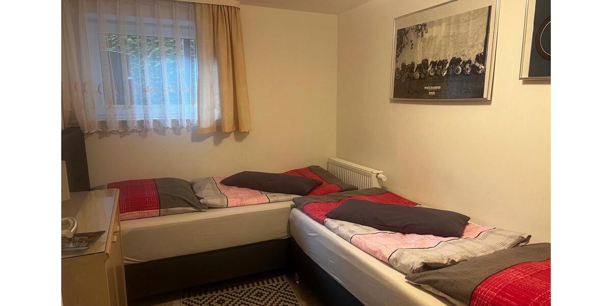 Etagenwohnung Hohen Neuendorf - 2 Zimmer, 65 m&sup2;, 1.050&euro; | Angebot:27627919