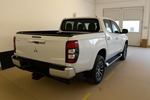 Mitsubishi L200 2.2 4x4 DI-D Aut. Leder Ahk. Dk 84.050 km 28.900 &euro; Berlin 10247