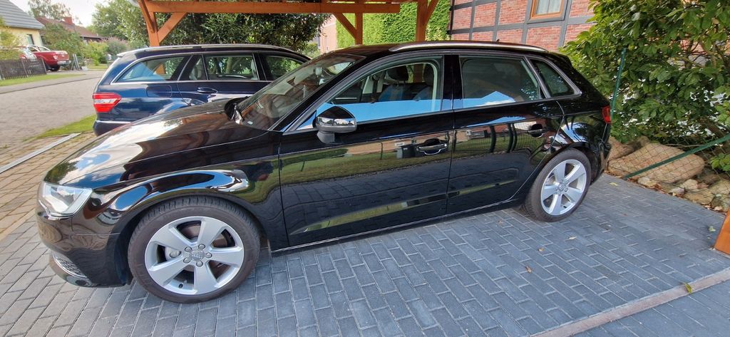 Audi A3 64.410 km 16.600 &euro; Oberkrämer 16727