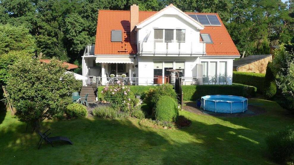 Großzügiges Architektenhaus, gepflegt, mit separater EinliegerWohnung