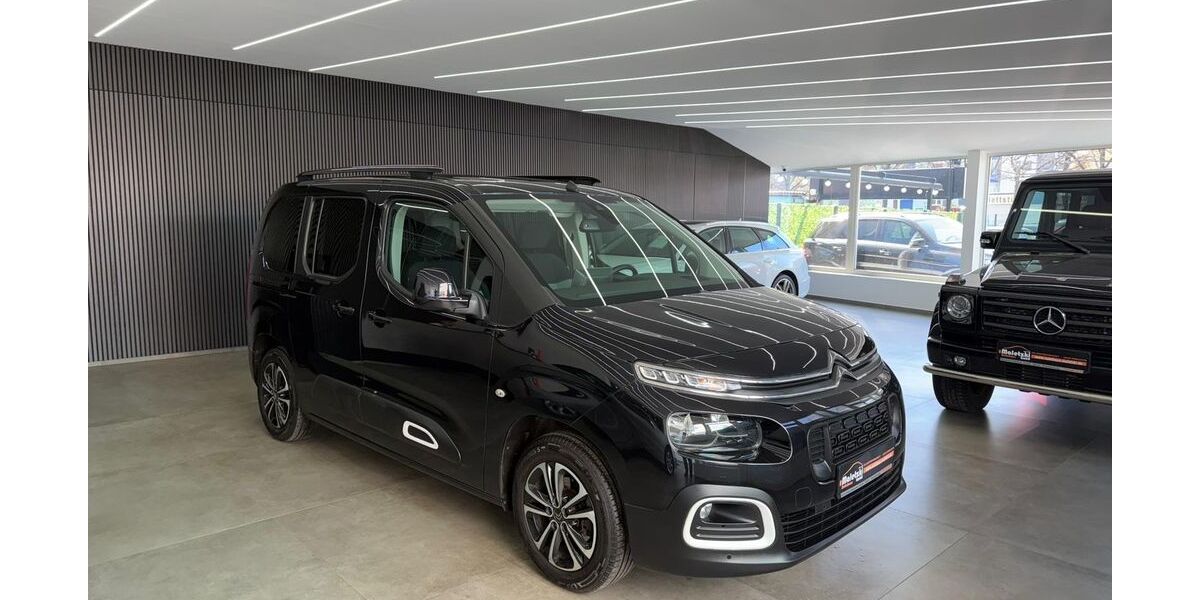 Citroen Berlingo 158.605 km 10.950 &euro; Berlin 12357