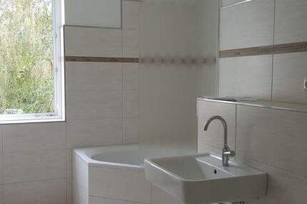 Ruhige Wohnung, große Terrasse mit eigenem Garten 3 zimmer