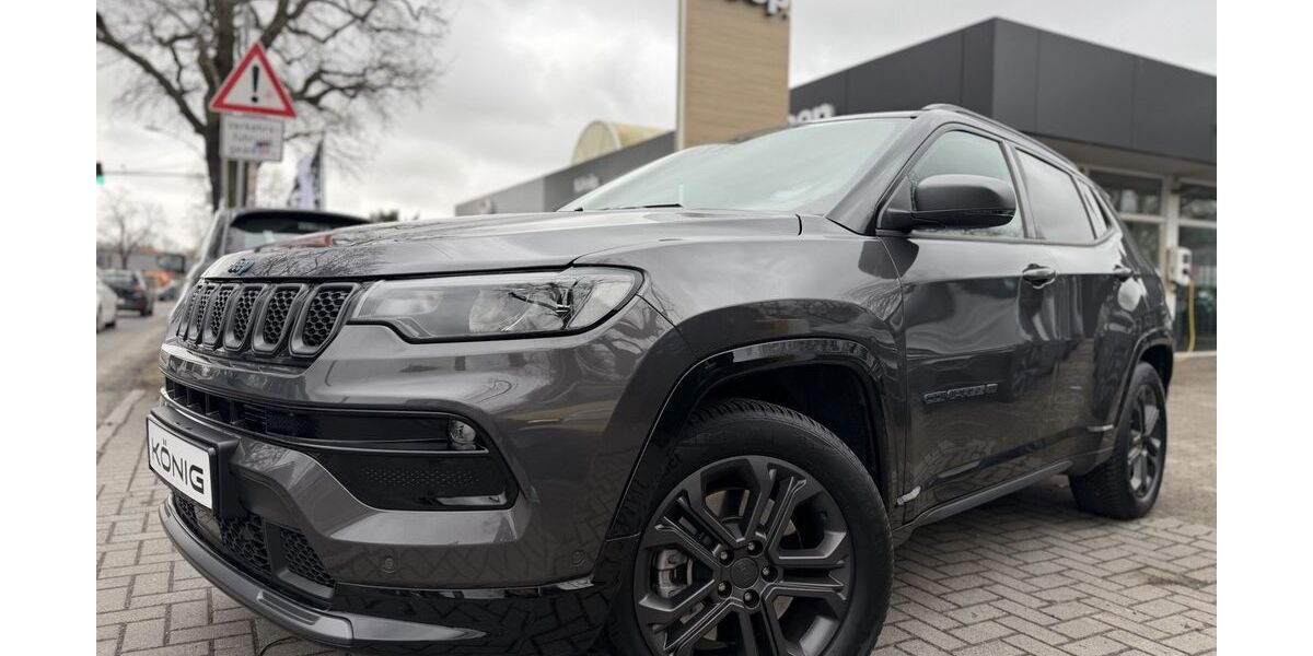 Jeep Compass 37.657 km 23.999 &euro; Berlin 13127