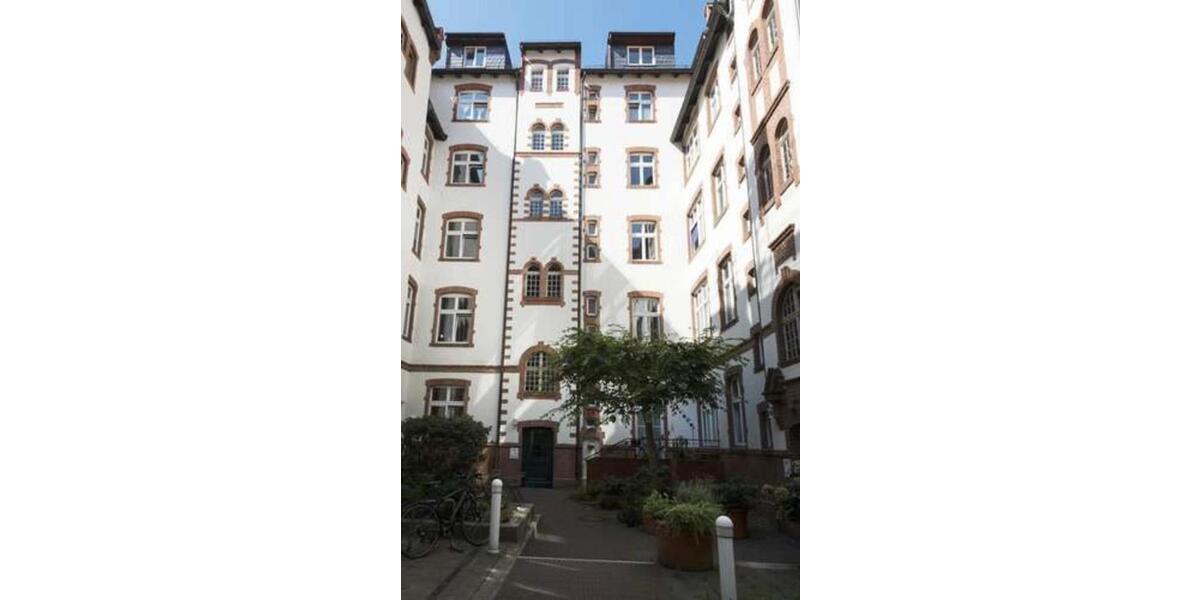 Dachgeschoßwohnung Berlin Mitte - 3 Zimmer, 92 m&sup2;, 640.000&euro; | Angebot:24612170