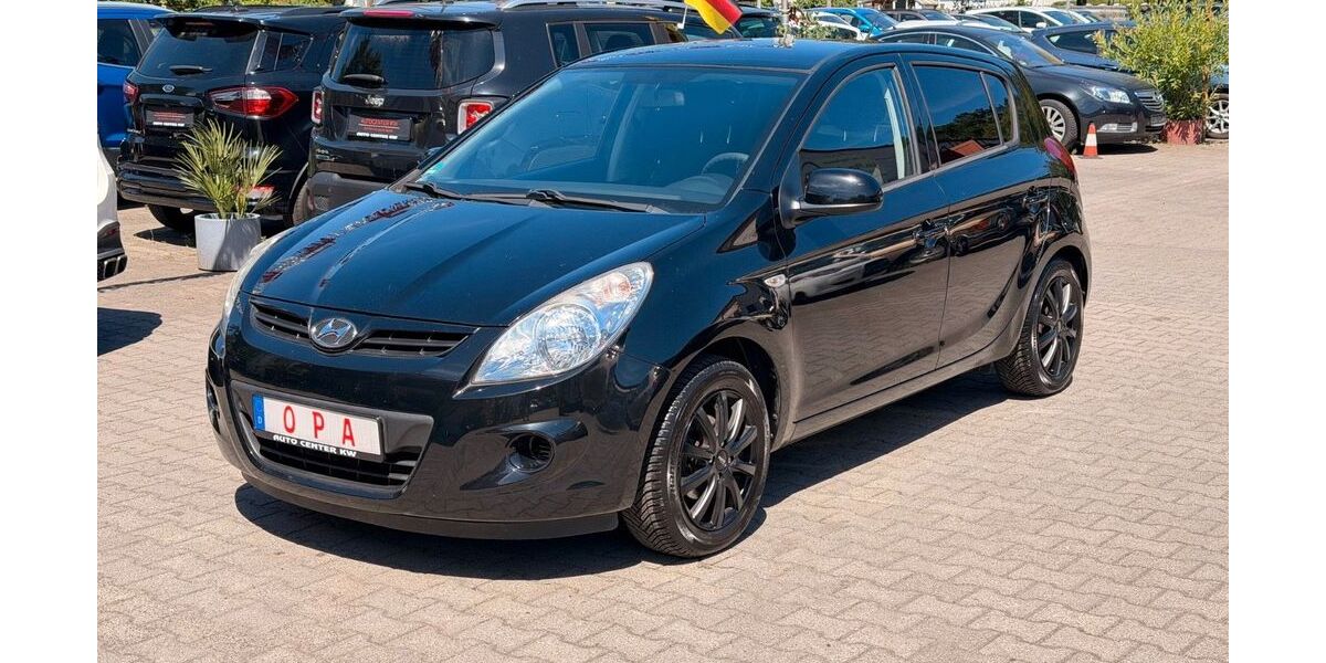 Hyundai i20 130.000 km 2.500 &euro; Königs Wusterhausen 15711