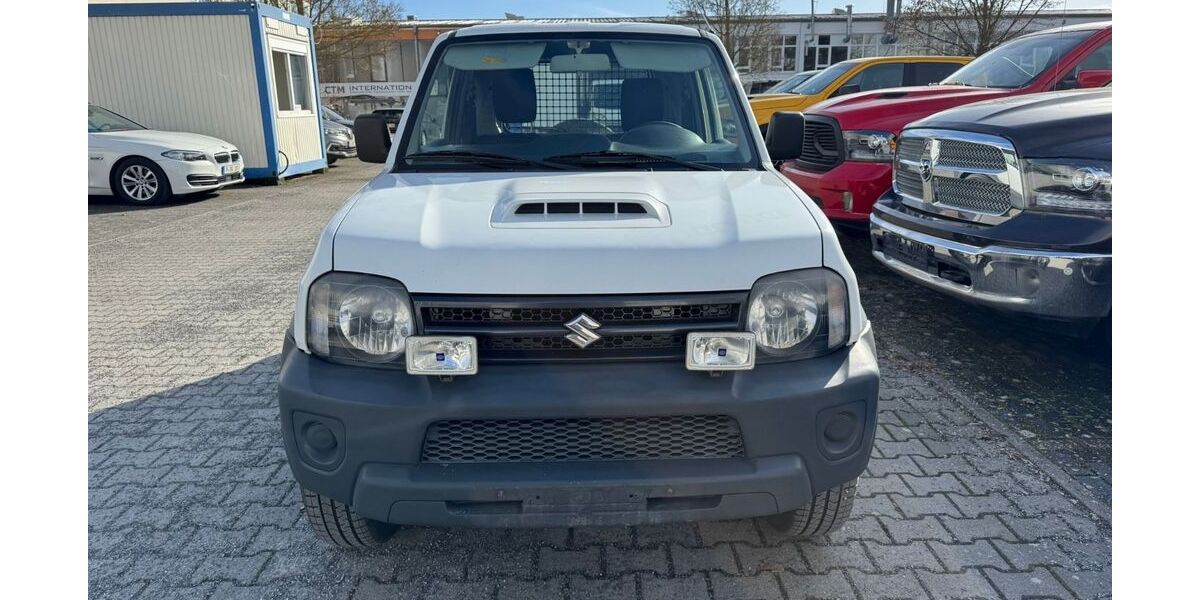 Suzuki Jimny 118.200 km 8.999 &euro; Berlin 12277