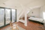 Dachgeschoßwohnung Berlin Charlottenburg-Wilmersdorf - 4 Zimmer, 222 m&sup2;, 4.000&euro; | Angebot:26662782