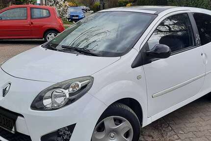 Renault Twingo 104.000 km 2.900 € Berlin 14089