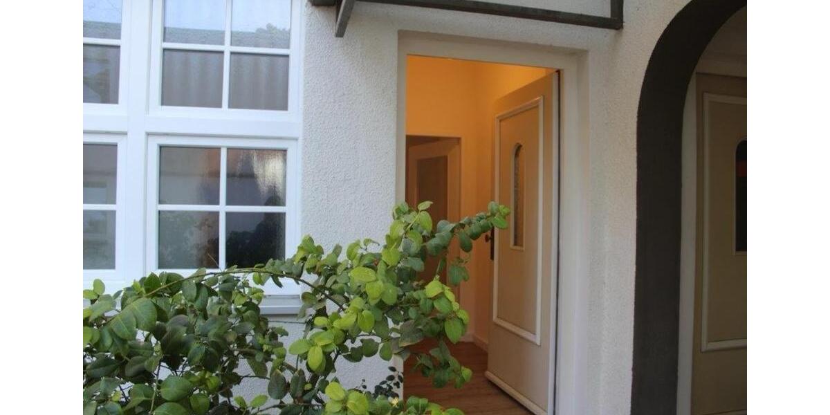 Erdgeschoßwohnung Berlin Steglitz-Zehlendorf - 2 Zimmer, 77 m&sup2;, 1.710&euro; | Angebot:25875661