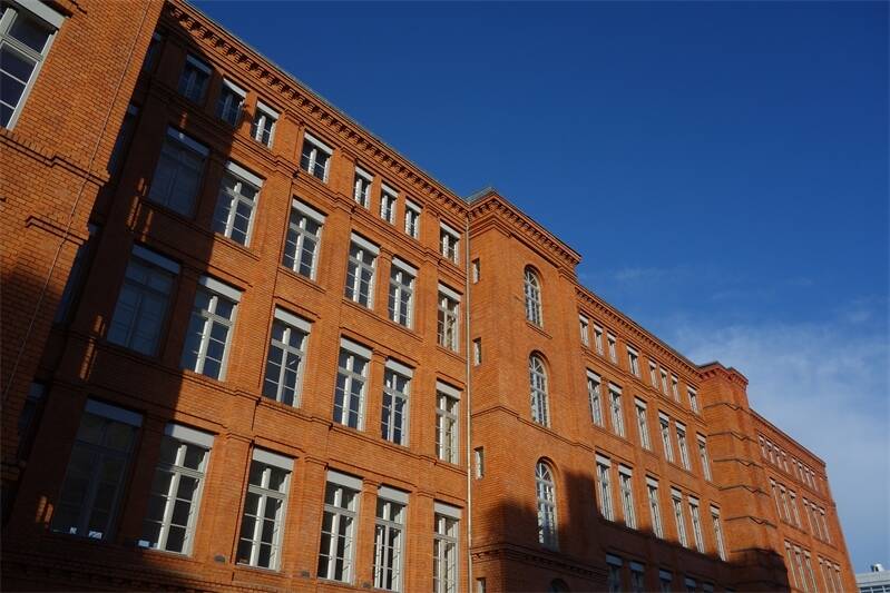 Gewerbeobjekt Berlin Alt-Treptow - 3 Zimmer, 265 m&sup2;, 6.360&euro; | Angebot:23957973