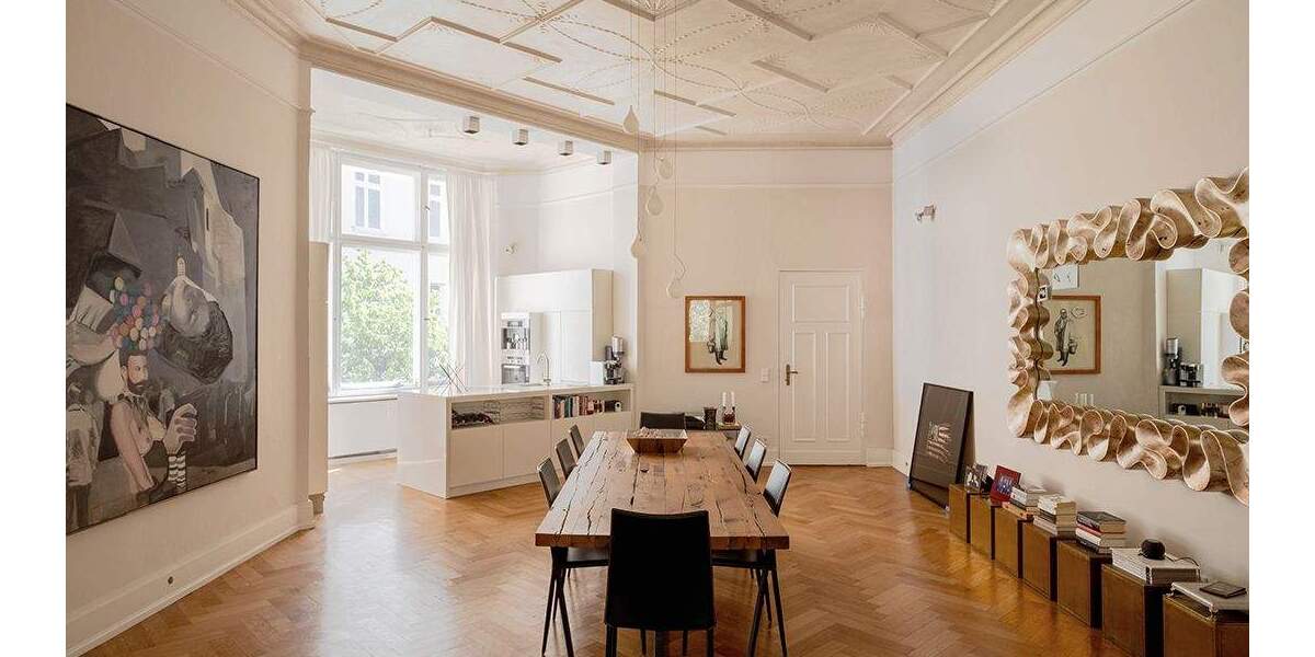Savoir-vivre in Schöneberg - Prachtaltbau am Viktoria-Luise-Platz 4 zimmer